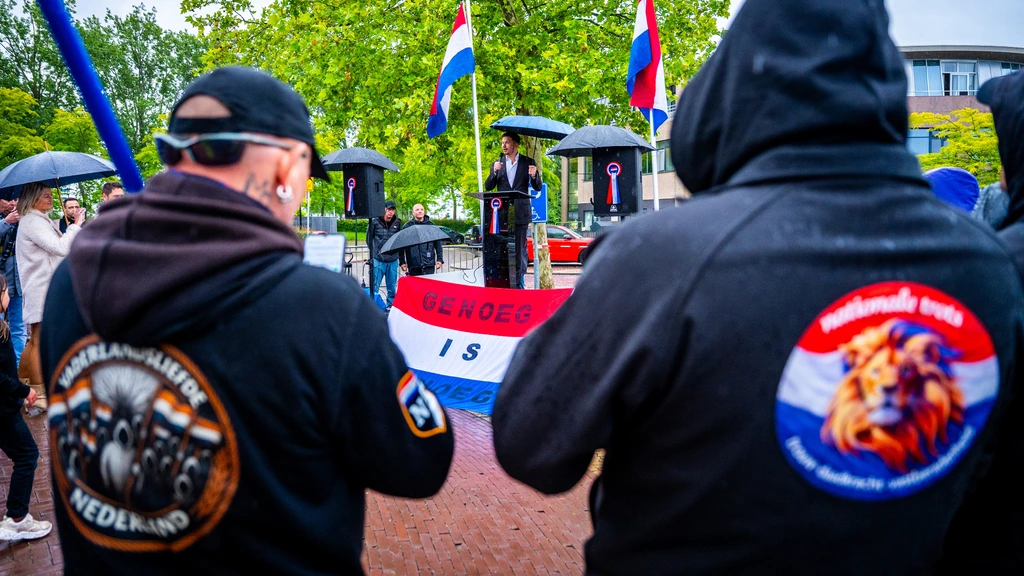 Zelfde groepje actievoerders te zien bij 48 asielprotesten door hele land