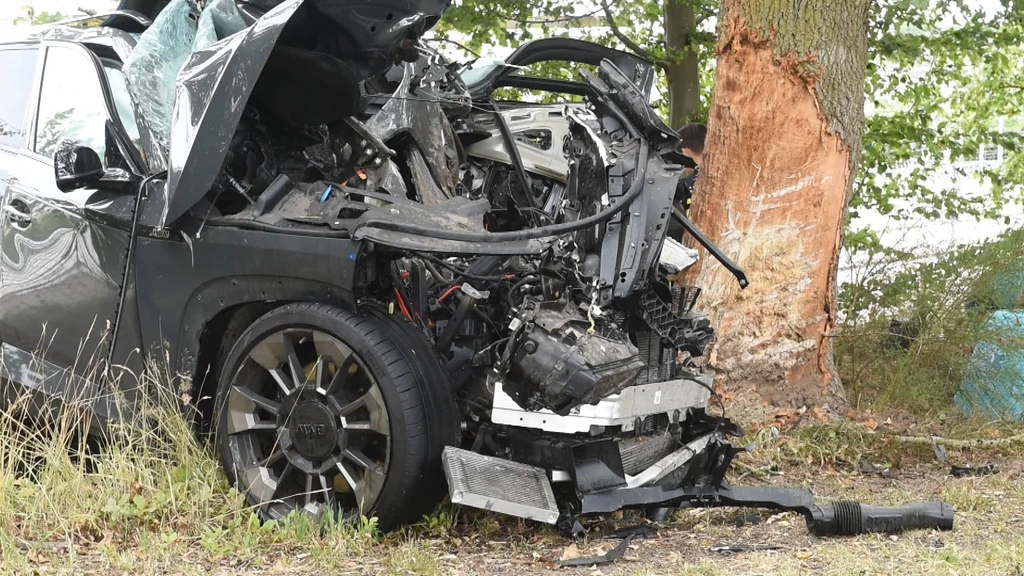 Foto: Vier doden en twee gewonden bij verkeersongeval in Limburg