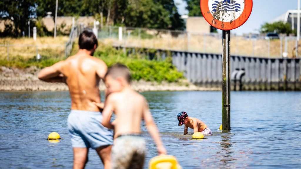 Morgen nog één keer extreem heet, daarna wat koeler en kans op een bui