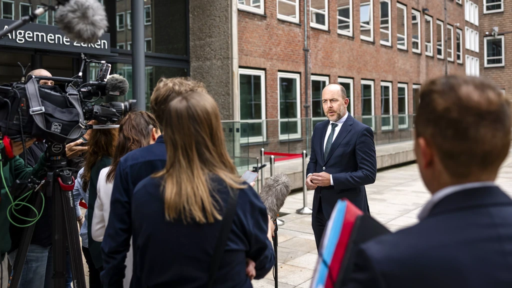 Coalitiepartijen oneens over toezegging aan Pro over bezuinigingen