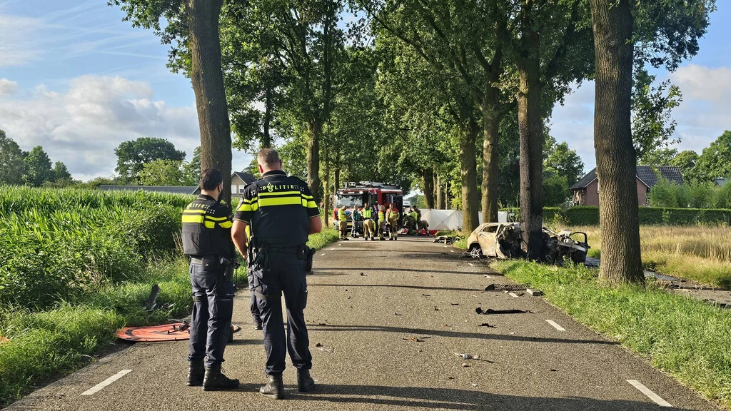 Ernstig verkeersongeluk in dorp Zeeland: twee mensen omgekomen