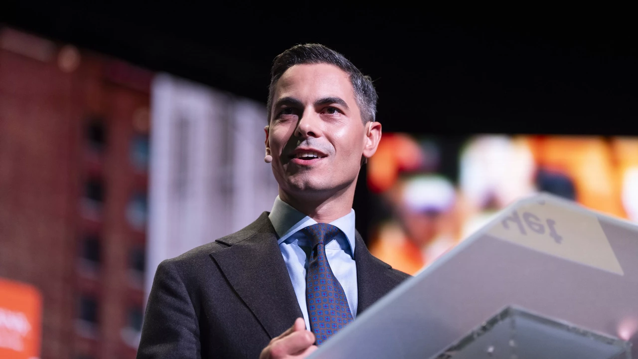 Jetten vol optimisme op jubileumcongres D66: ‘wij bereiken meer dan schreeuwers’ Jetten vol optimisme op jubileumcongres D66: ‘wij bereiken meer dan schreeuwers’