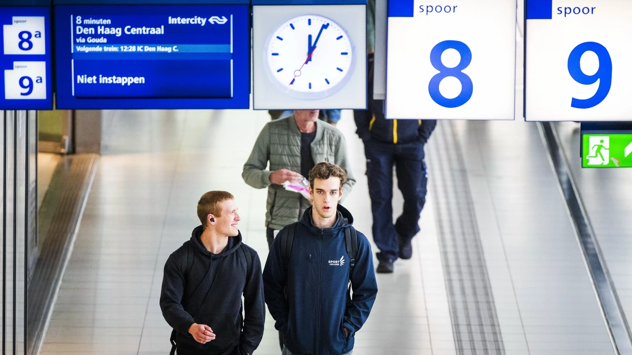 Geen actuele reisinformatie op digitale borden treinstations door storing Geen actuele reisinformatie op digitale borden treinstations door storing