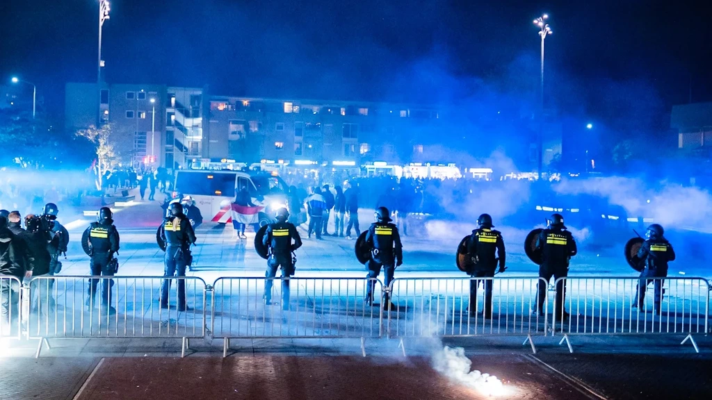 Foto: 4 jaar cel geëist tegen man die aanslag wilde plegen op beoogd azc in Doetinchem