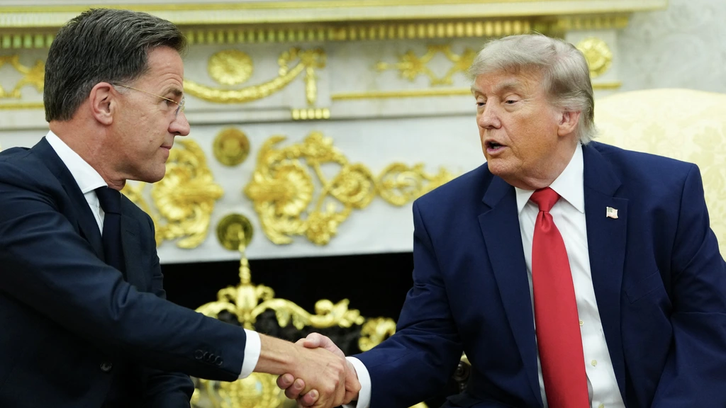NAVO-chef Rutte probeert op bezoek bij Trump plooien glad te strijken