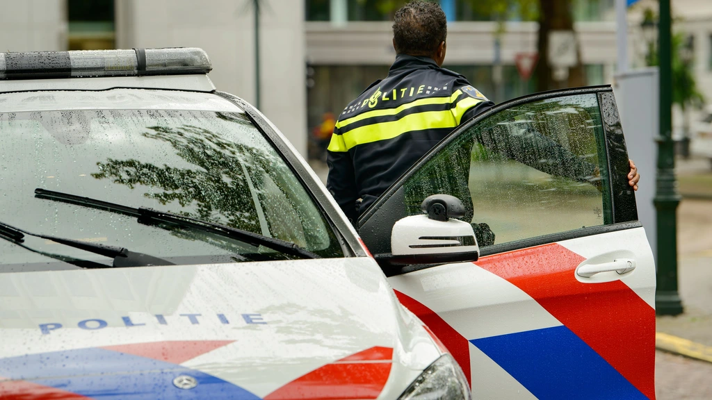 Fatale aanrijding op snelweg bij grens met België, A4 deels afgesloten Fatale aanrijding op snelweg bij grens met België, A4 deels afgesloten