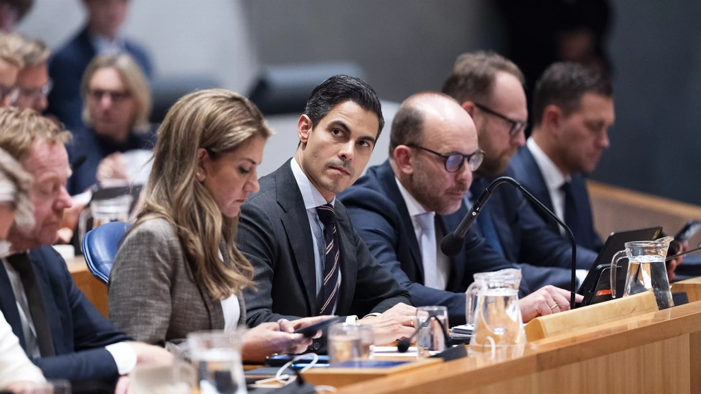 Komende week nog geen gesprekken over begroting tussen kabinet en oppositie Komende week nog geen gesprekken over begroting tussen kabinet en oppositie