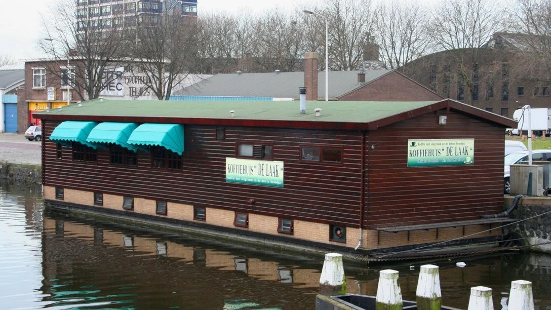 Een van de bekendste koffiehuizen van Den Haag in de verkoop: ‘Mijn kindje’ Een van de bekendste koffiehuizen van Den Haag in de verkoop: ‘Mijn kindje’