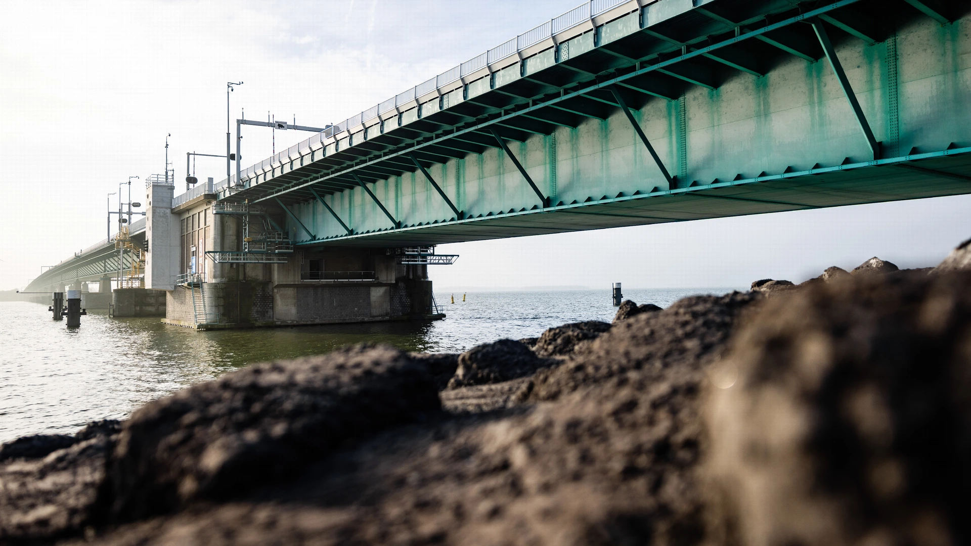 Kamer bezorgd over geldgebrek infrastructuur, maar niet eens over oplossingen