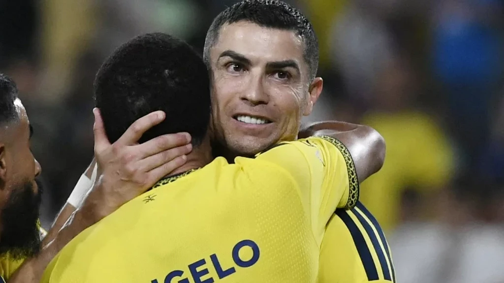 Ronaldo nadert duizend doelpunten met hattrick, ook Reijnders maakt drie goals