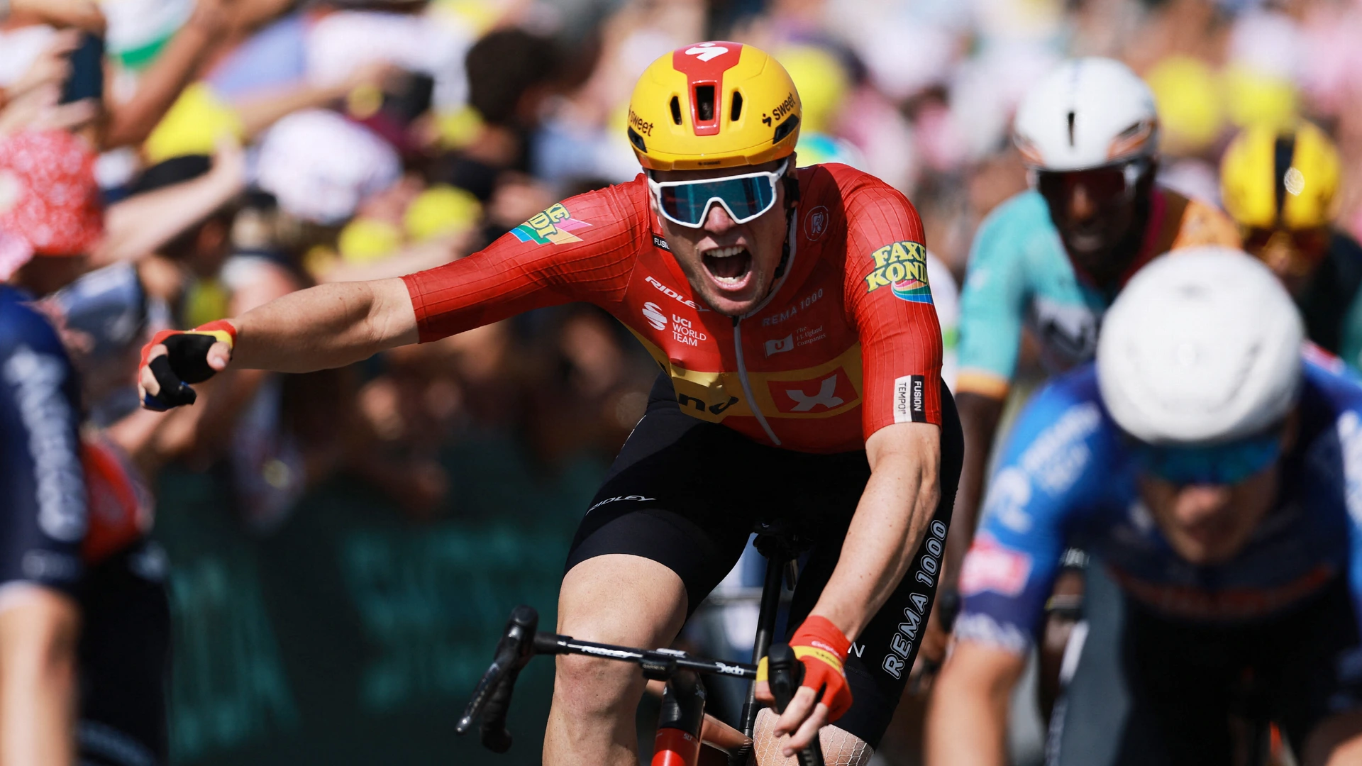 Waerenskjold verrast sprintfavorieten en wint snelste Tour de France-etappe ooit