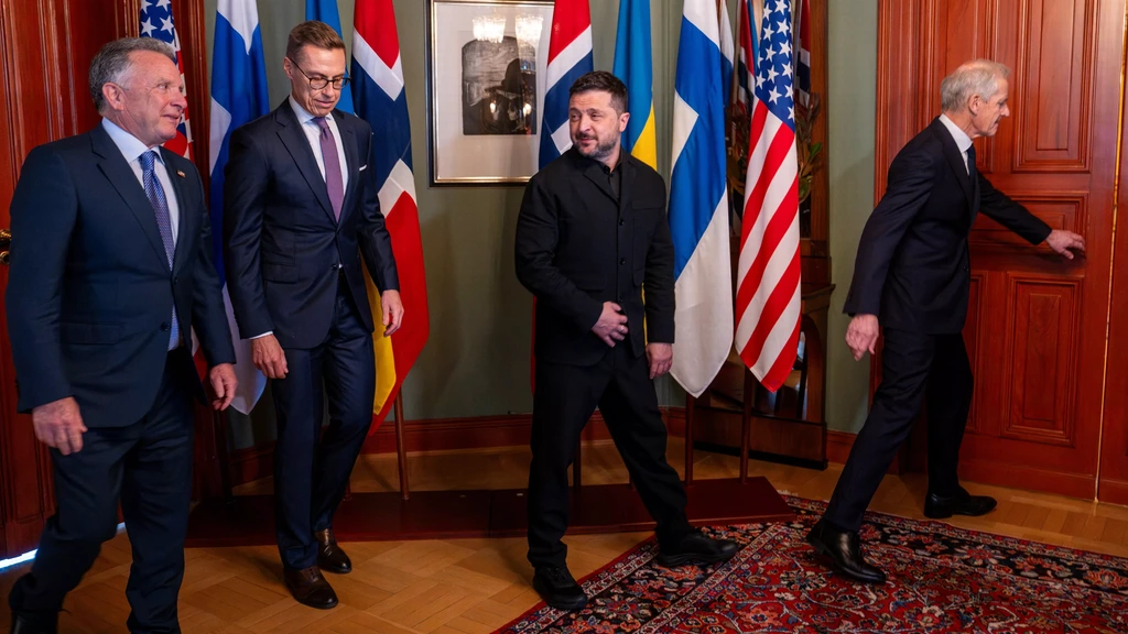 Foto: Zelensky spreekt met VS-gezant Witkoff om VS aan kant Oekraïne te houden