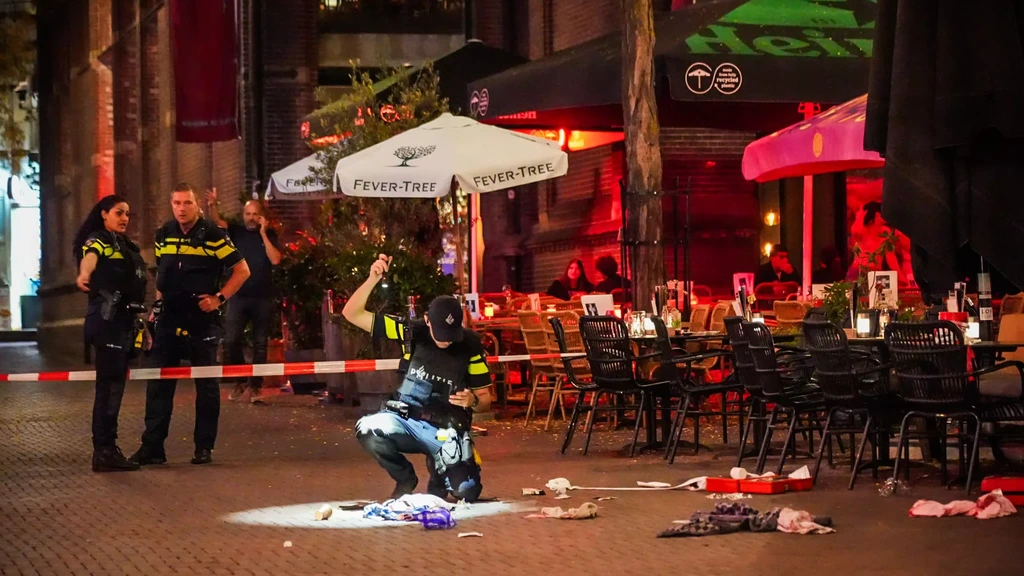 Foto: Meerdere gewonden bij steekpartij in centrum Arnhem