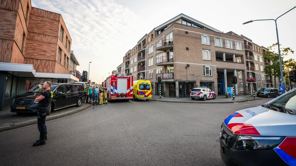 Veel vuurwerk gevonden in kelderbox Eindhoven, flat ontruimd en straten dicht