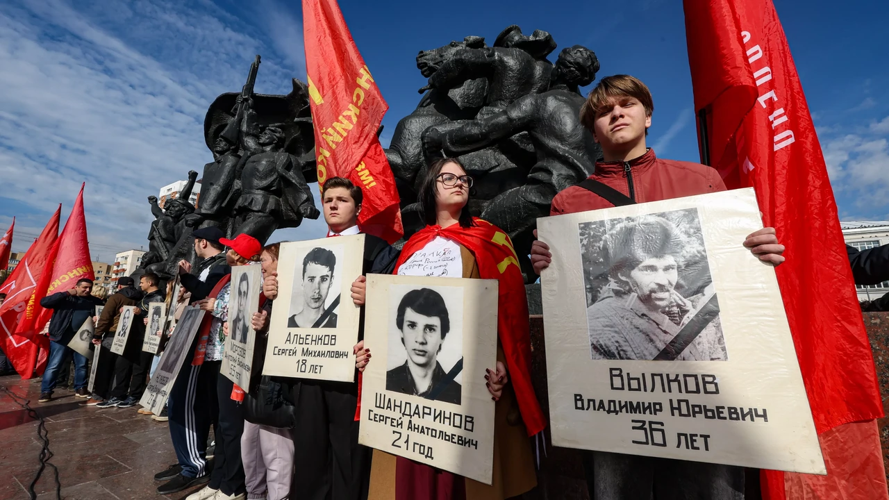 Aanhoudingen bij betoging van Kremlin-gezinde Communistische Partij in Moskou