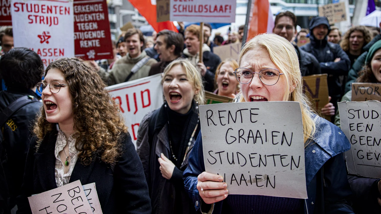 Minister: ‘Begrenzen van rente op studieleningen risicovol en duur’ Minister: ‘Begrenzen van rente op studieleningen risicovol en duur’