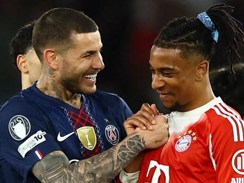 Nottingham Forest verslaat Aston Villa in halve finale Europa League dankzij strafschop Wood — image 5