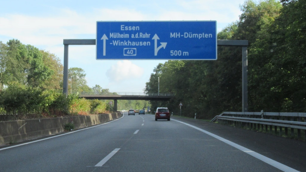 Foto: Bommen onder het asfalt? Duitse snelweg tien dagen dicht voor onderzoek