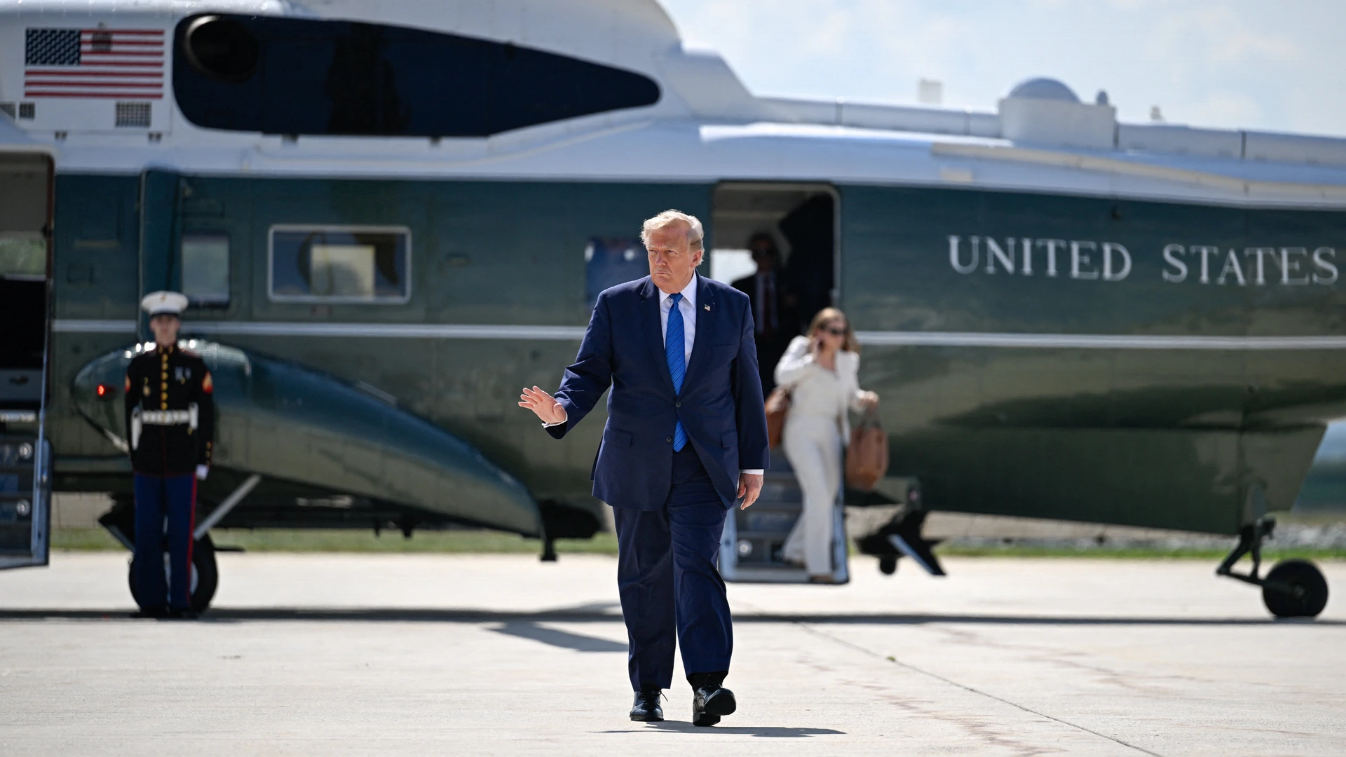 Trump zegt aanval op Iran af te blazen en claimt dat deal binnen handbereik is