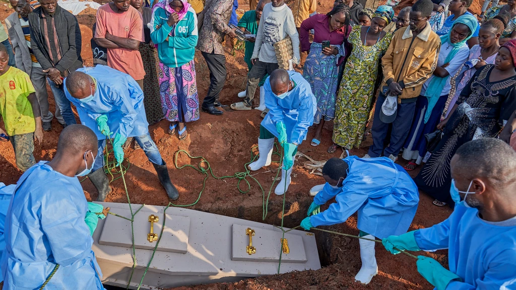 Foto: Ebola grijpt in Congo sneller om zich heen dan ooit, nu 2000 doden