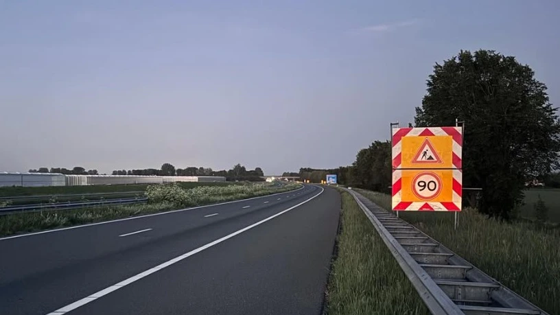 Met 174 km/u langs werkzaamheden, politie neemt rijbewijzen in