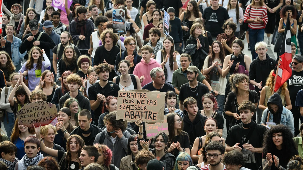 Foto: Demonstraties in Frankrijk tegen bezuinigingen op publieke sector 