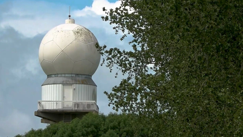 Weerapps in deel Gelderland zijn de kluts kwijt door hoge bomen bij radar