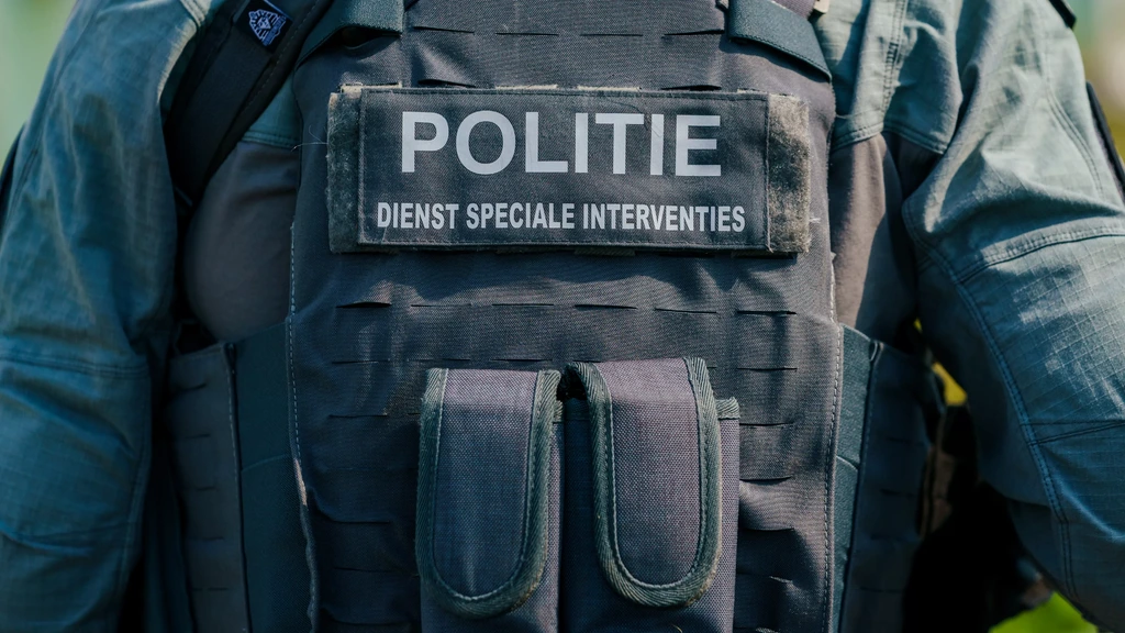 Foto: Terreurverdachte in Capelle opgepakt, wilde mogelijk aanslag plegen
