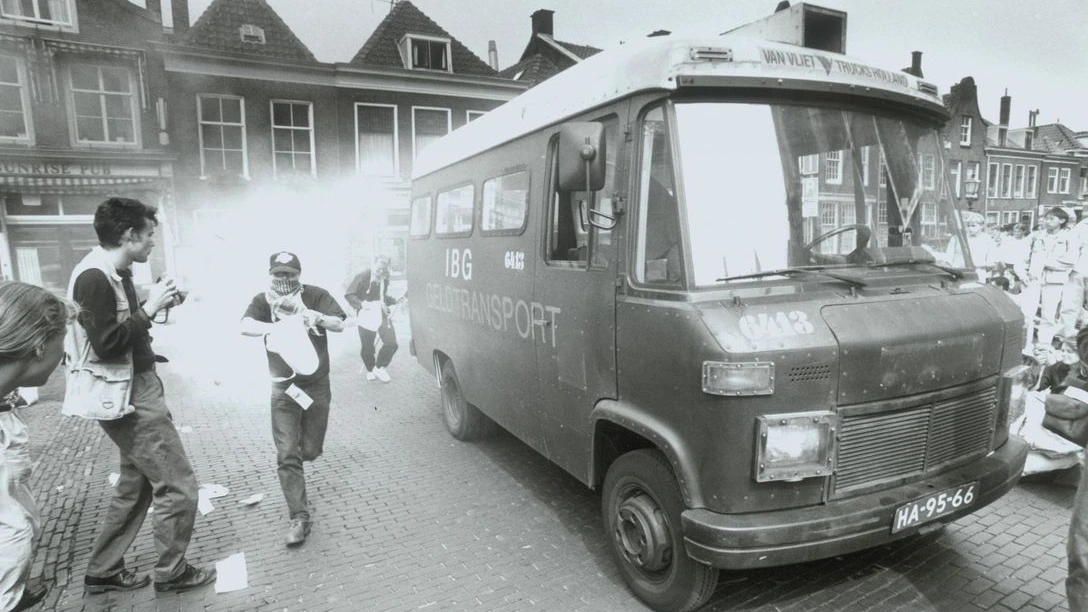 Ludieke acties en fel protest, Delftse studentenvakbond stopt na 63 jaar Ludieke acties en fel protest, Delftse studentenvakbond stopt na 63 jaar