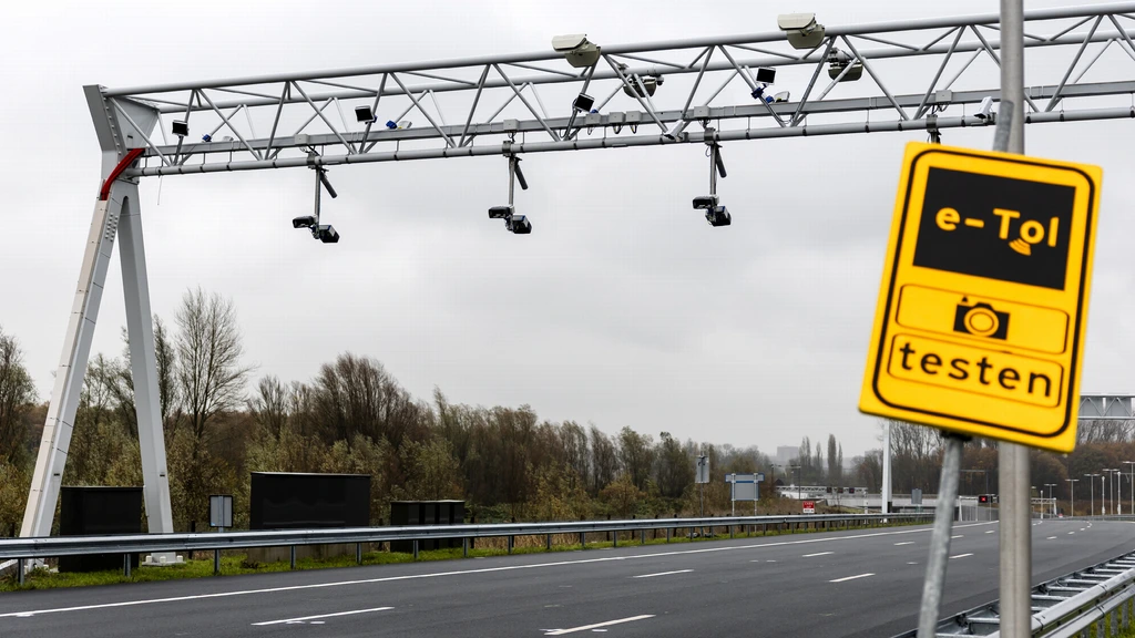 Digitaal tolsysteem in A24 moet duidelijker en toegankelijker, vindt ombudsman Digitaal tolsysteem in A24 moet duidelijker en toegankelijker, vindt ombudsman