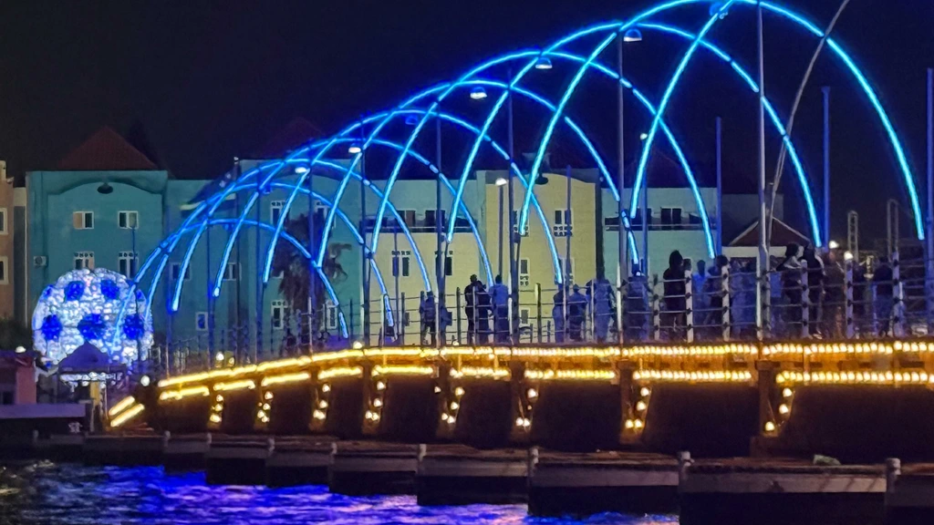 Curaçao kleurt blauw voor historisch WK-avontuur: 'Even geen bomboshi en bringamentu'