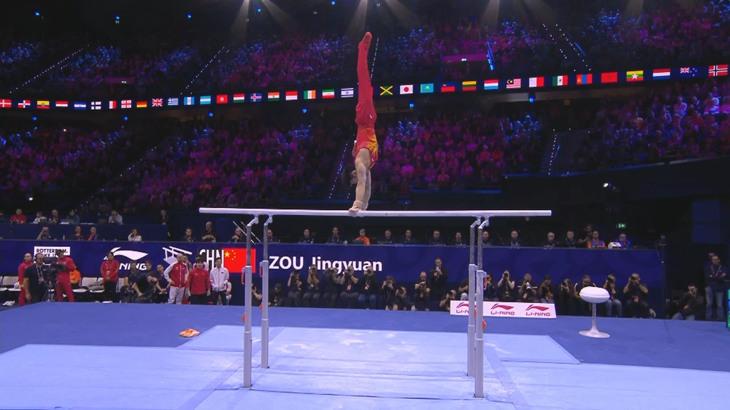 Zou Jingyuan pakt in Rotterdam vijfde wereldtitel op onderdeel brug