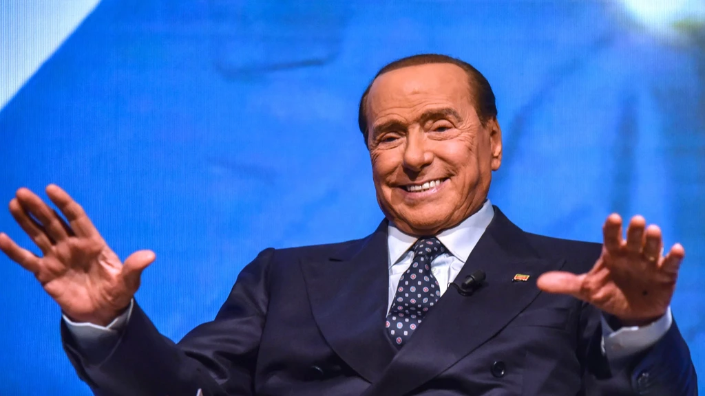 Foto: Vliegveld Milaan na juridische strijd tóch vernoemd naar oud-premier Berlusconi