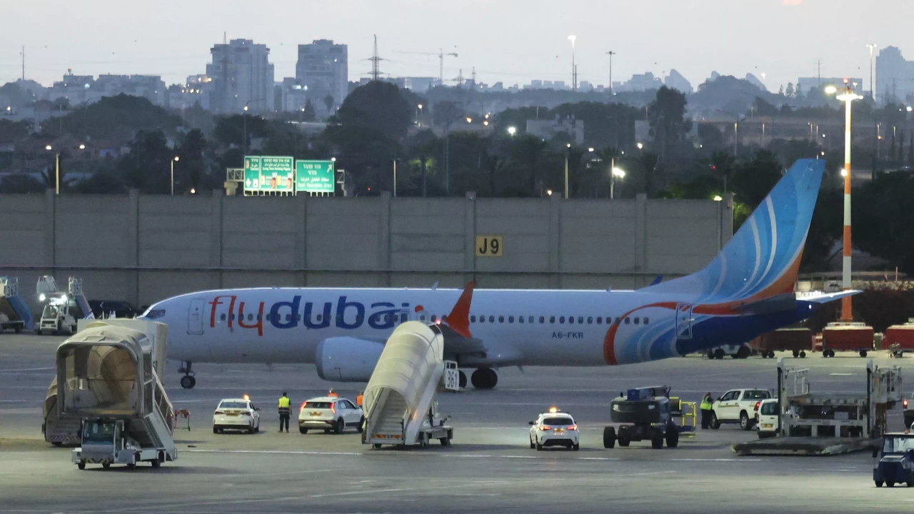 ABC News: Copiloot Flydubai eerder geschorst vanwege extremistisch materiaal ABC News: Copiloot Flydubai eerder geschorst vanwege extremistisch materiaal