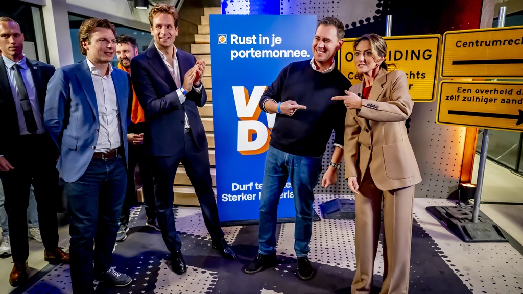 Foto: Met nieuw 'liberaal manifest' gaat VVD op zoek naar zichzelf 