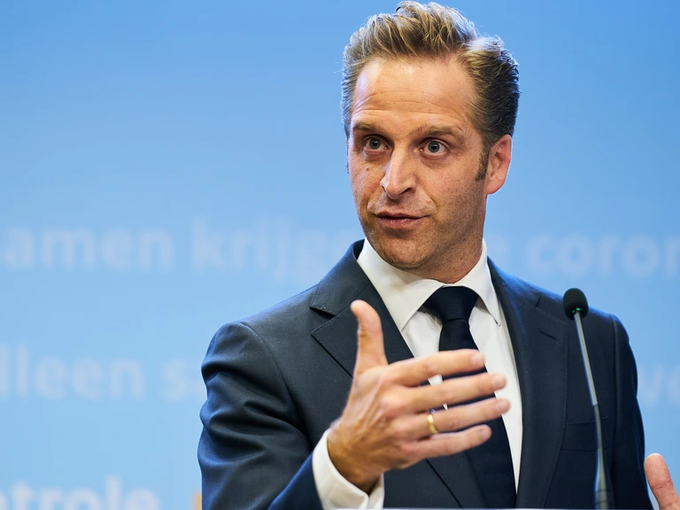 Op de publieke tribune bij coronacommissie: van 'fake news' tot vragen over vaccins
