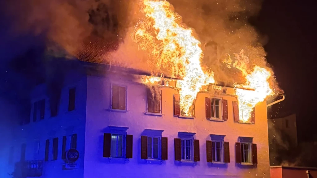 Vijf vermisten en acht gewonden na brand in restaurant Zwitserland