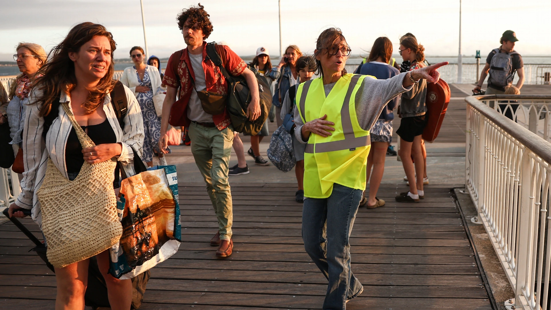 Zeker 63.000 evacuees om branden Frankrijk, mensen ook per boot in veiligheid gebracht