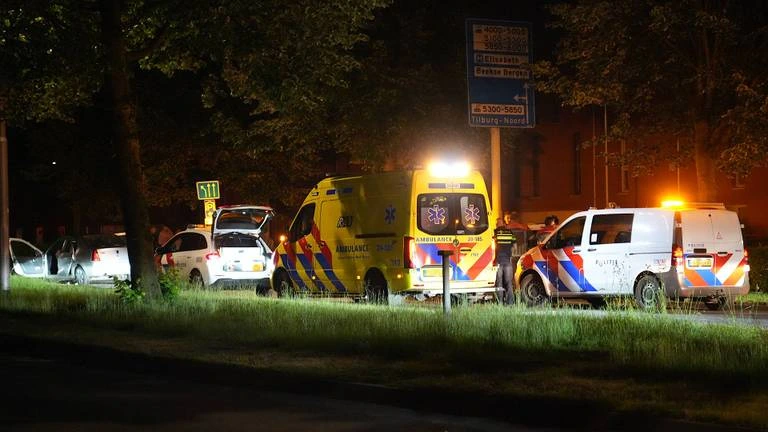 Foto: Zes gewonden bij ongeluk in Tilburg, positieve blaastest bestuurder