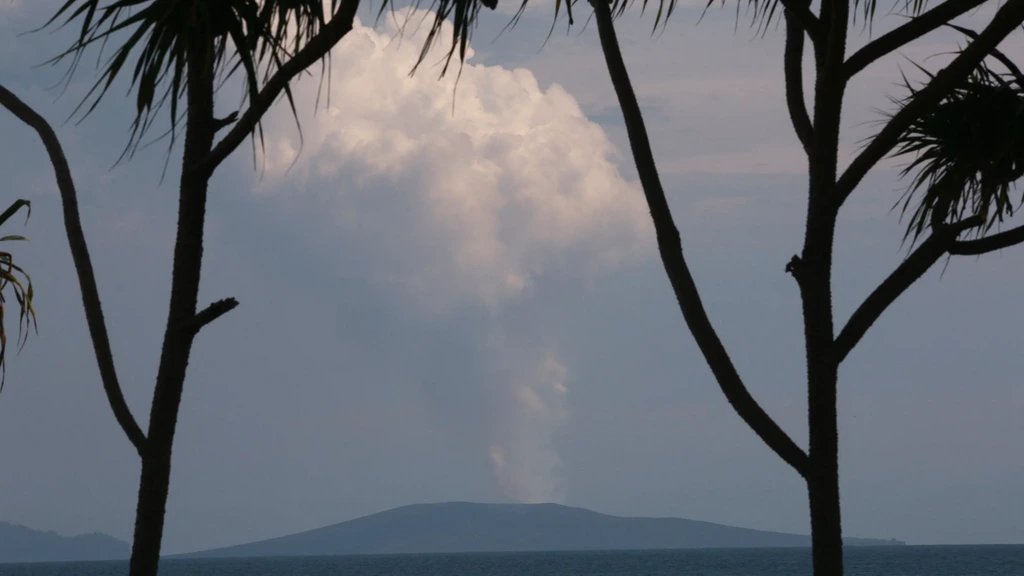 Vluchten Jakarta uitgesteld vanwege uitbarsting vulkaan Anak Krakatau