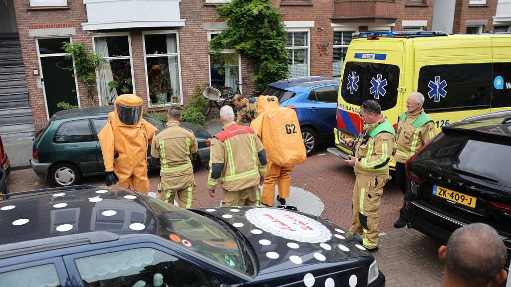 Foto: 200 bewoners geëvacueerd vanwege drugslab in Haagse woonwijk