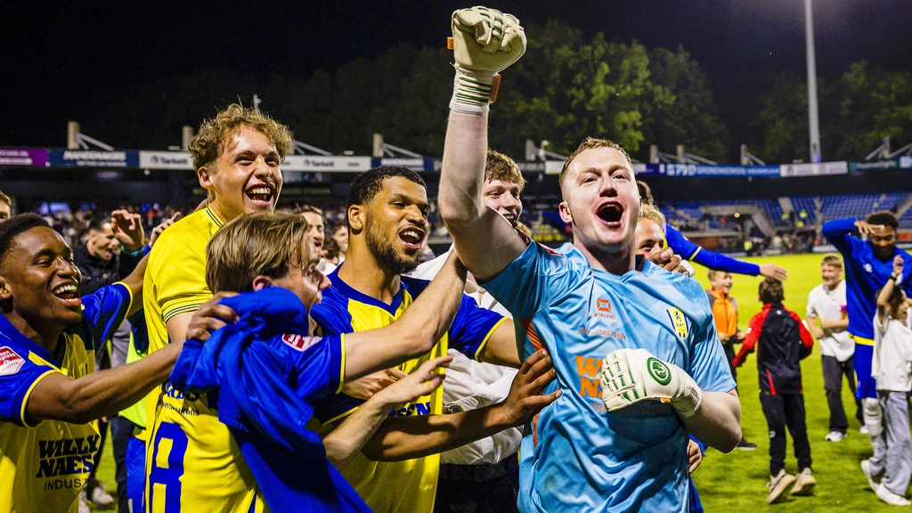 RKC Waalwijk overleeft Roda JC na strafschoppen en staat voor nieuwe uitdaging tegen Willem II