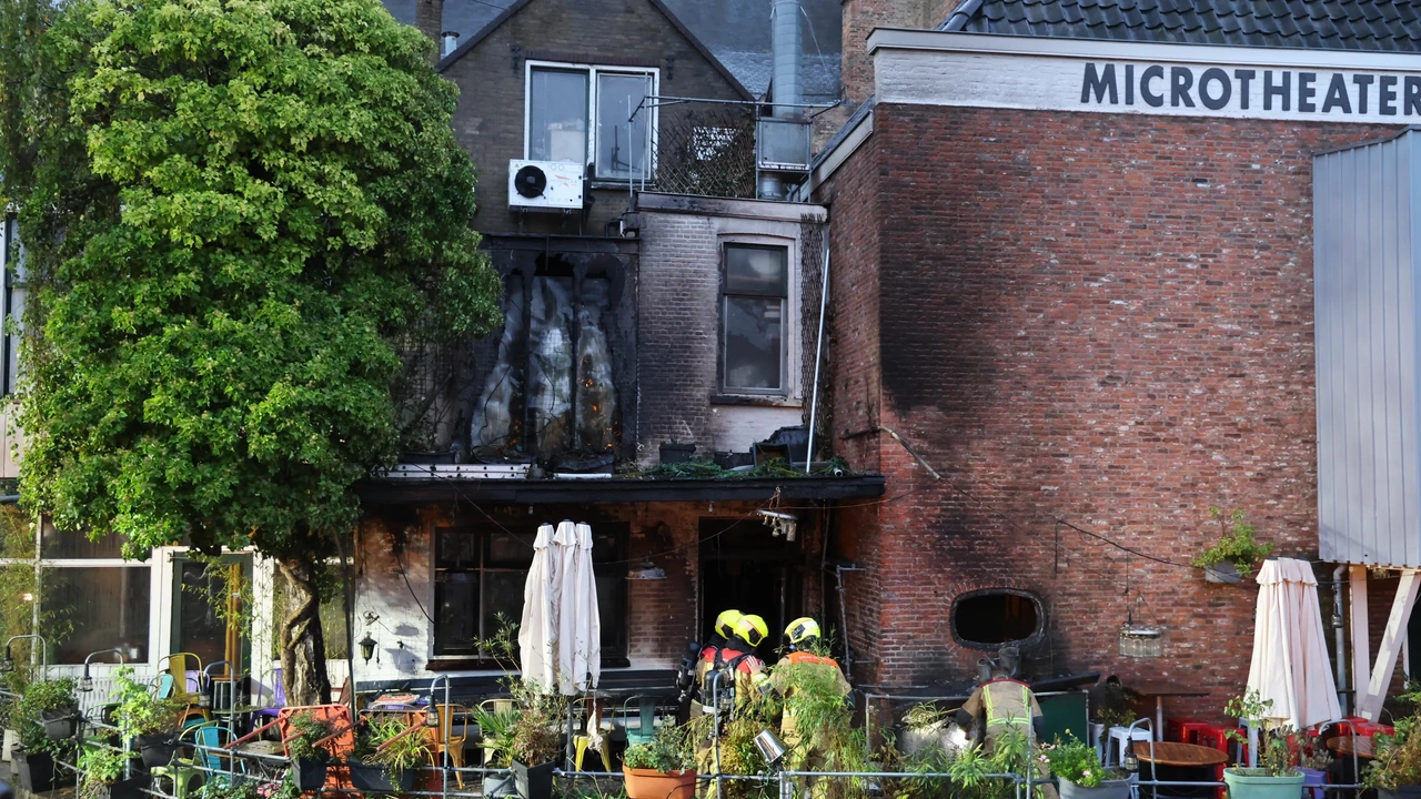 Brand in het centrum van Delft onder controle Brand in het centrum van Delft onder controle
