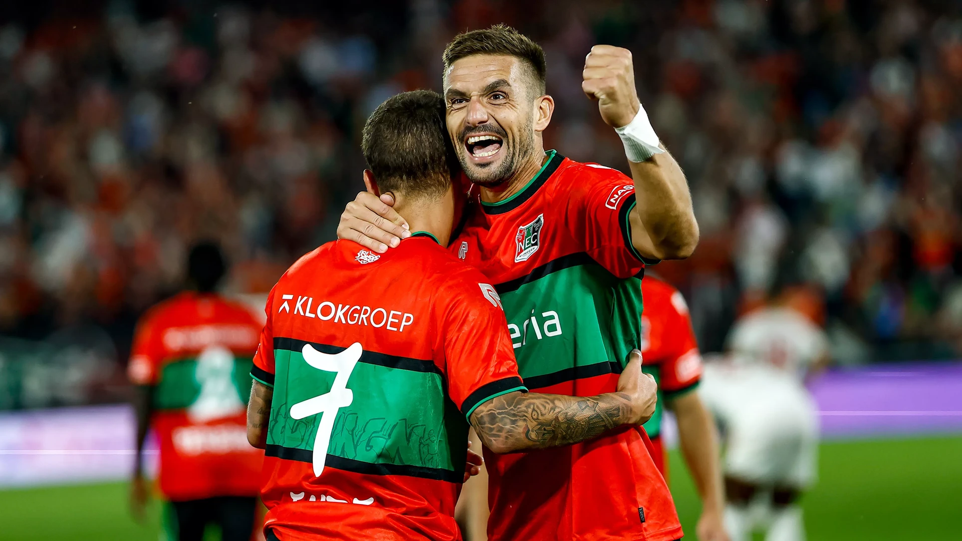 NEC in verlenging op voorsprong tegen Olympiakos (2-1) • Invaller Mor scoort