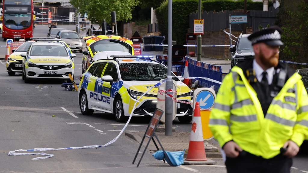 Foto: Twee Joodse mannen neergestoken bij synagoge in Londen, politie spreekt van terreur