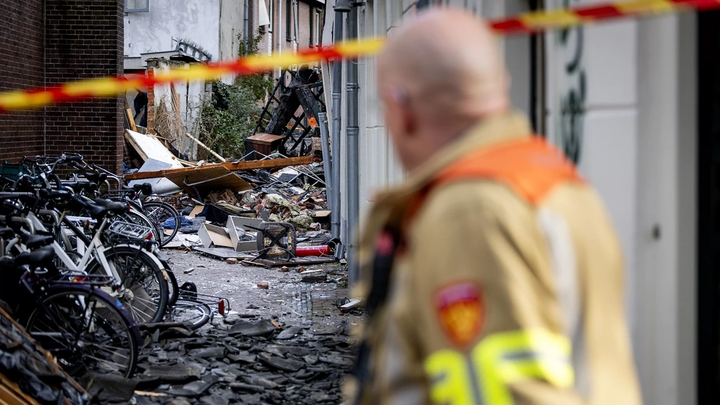 Foto: Visscherssteeg Utrecht acht maanden na explosie weer open, omwonenden verrast