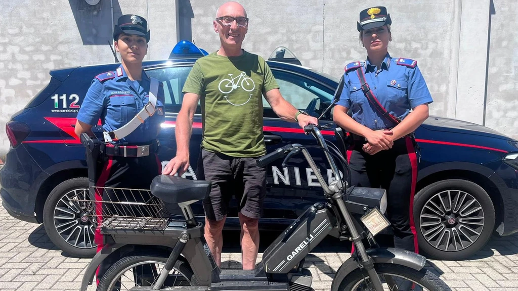 Gestolen bromfiets van Italiaan na ruim 40 jaar terug: 'Rijdt nog als vanouds'