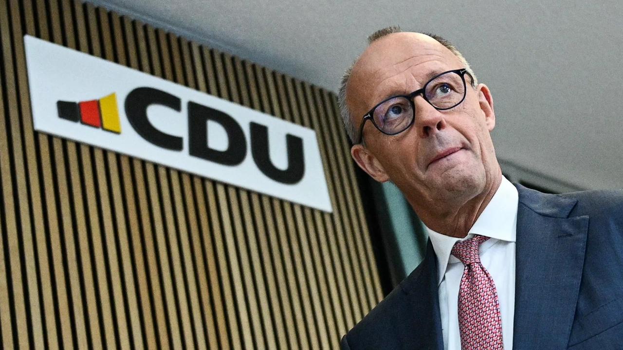 Merz lijkt gered: partij steunt kanselier, maar eist verbeteringen Merz lijkt gered: partij steunt kanselier, maar eist verbeteringen