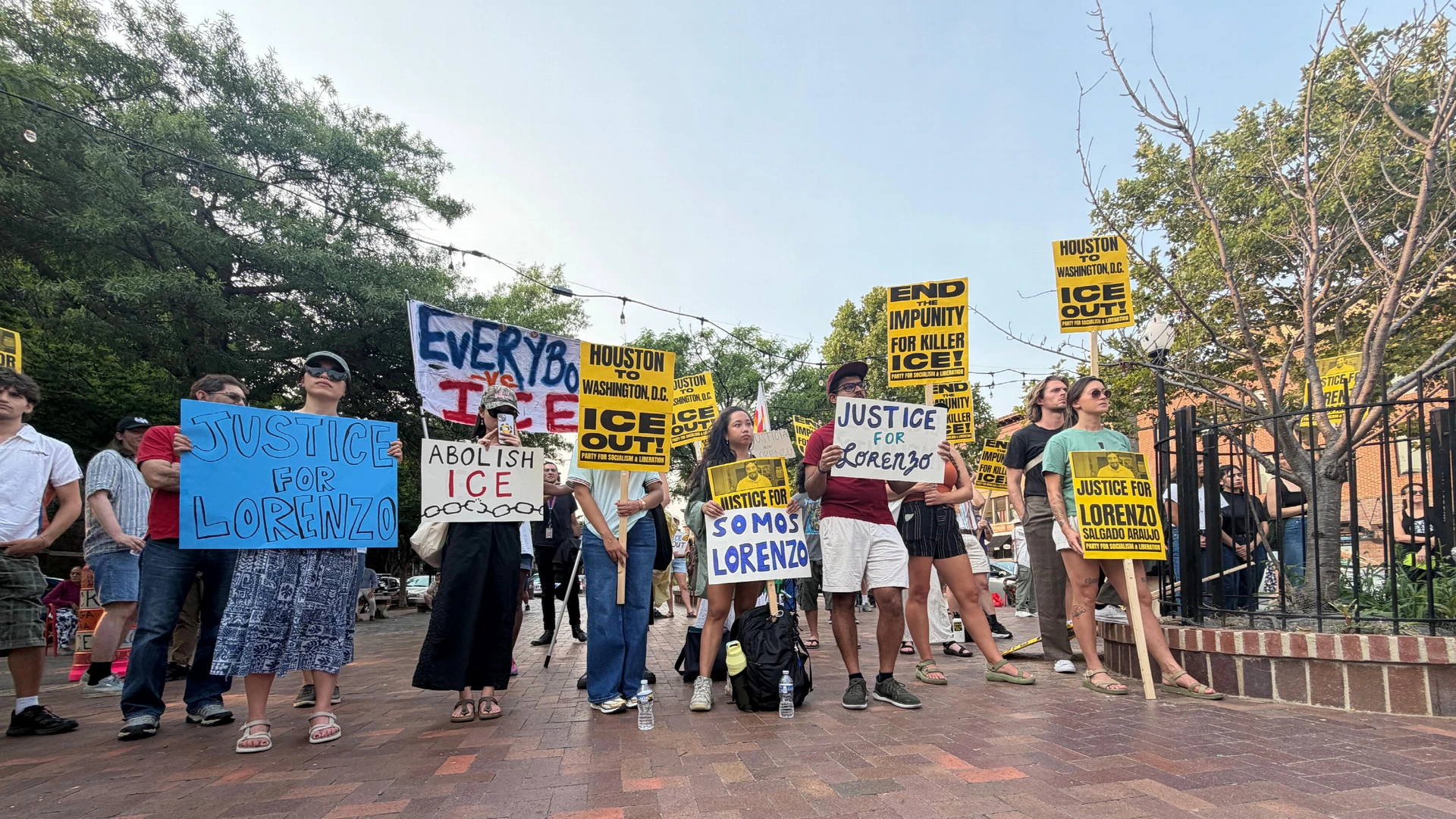 Protest in VS na nieuwe ICE-incidenten: 'Wij moeten hen ter verantwoording roepen'