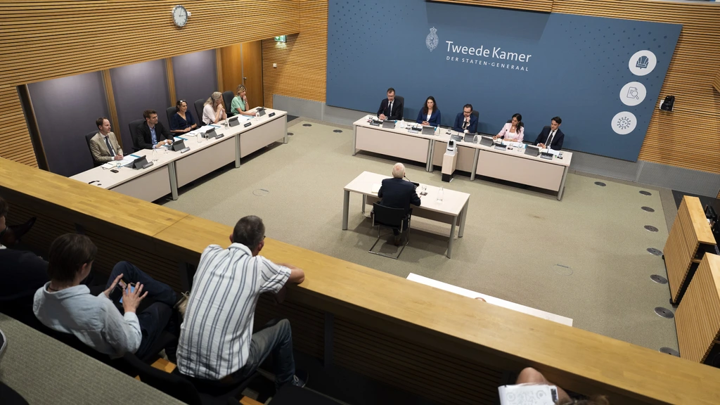 Foto: Meerdere getuigen corona-enquête worden opnieuw bedreigd